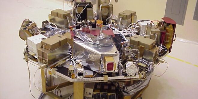 Uzay Haber Bilim NASA & ESA Uzay  Uydu NASA Amatör Araştırmacı 